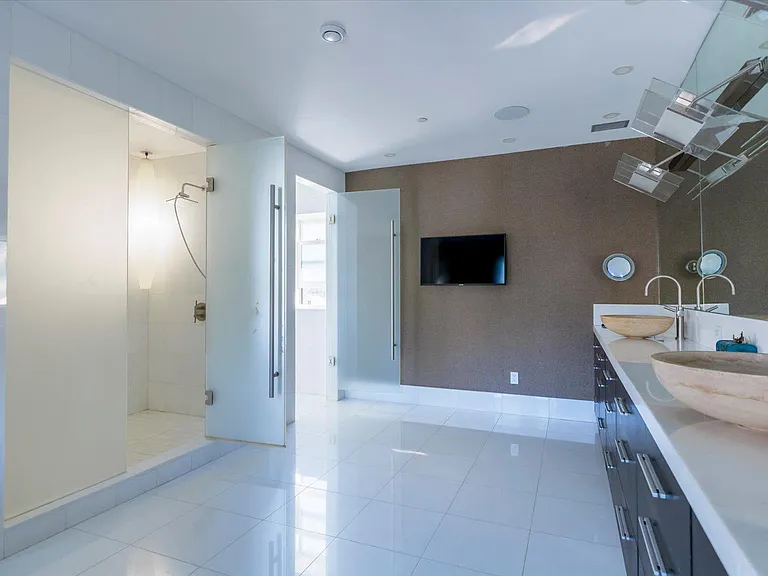 3017 Gates Rd NW — Photo 56