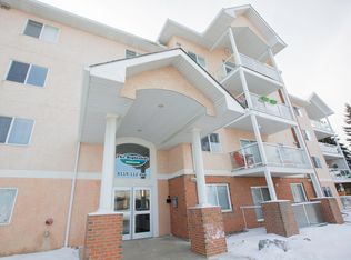 Highlands On Kinnaird Ravine, Edmonton, AB T5B 0G1