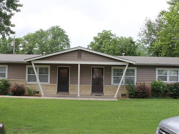 335 N Dellway (right side)