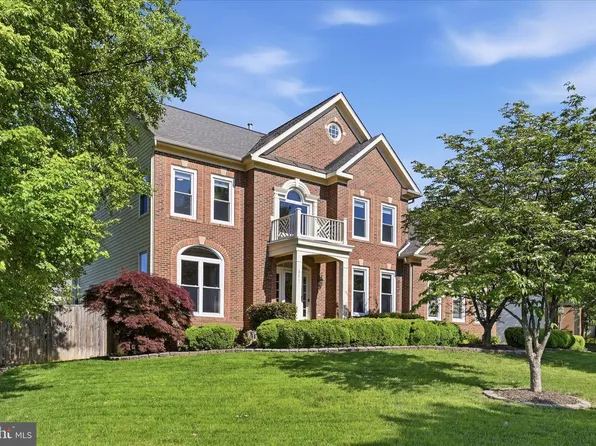 301 Shiloh Pl SE, Leesburg, VA 20175