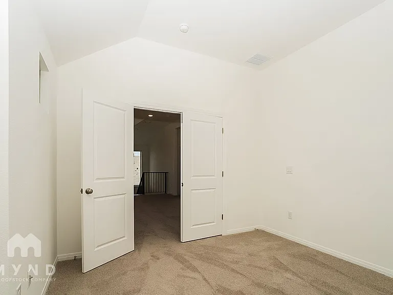 17705 Chamoix Dr — Photo 17