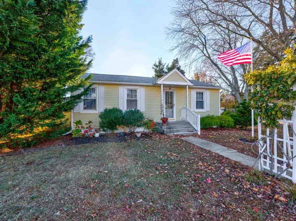 300 E Tampa Ave, Villas, NJ 08251