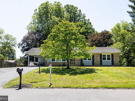 2nd image of 9917 Windflower Dr