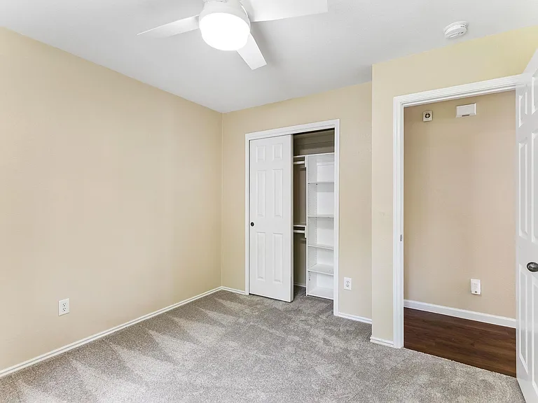 1911 Ralph C Craig Ln — Photo 20
