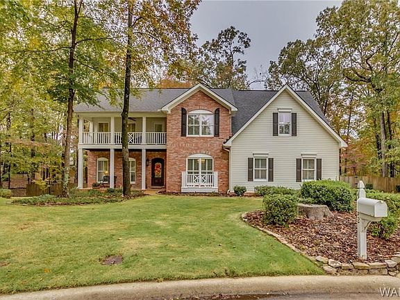 3rd image of 5532 Shasta Cir