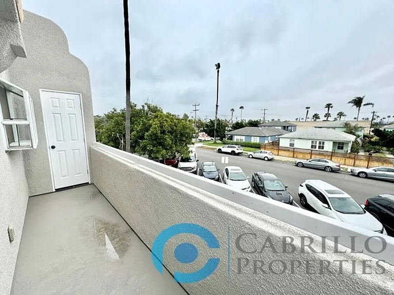 1070 Felspar St #1 — Photo 8