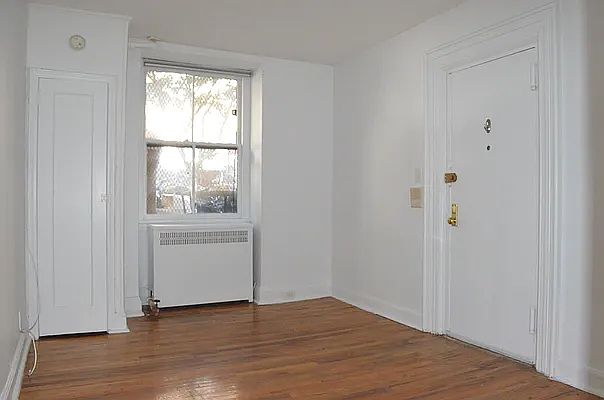 Building Photo 3