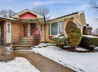 8110 S Merrill Ave, Chicago, IL