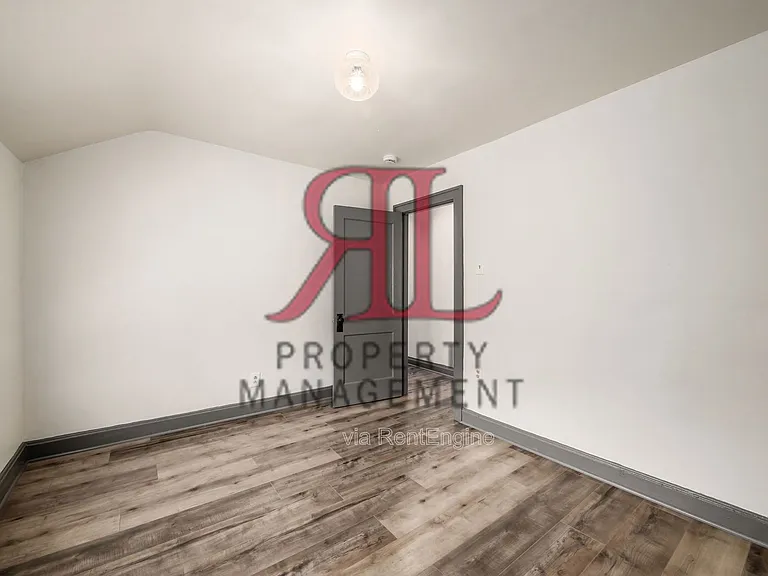 439 Eldridge Ave #439 — Photo 17