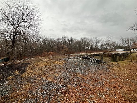 3rd image of 74 Rumford Ave