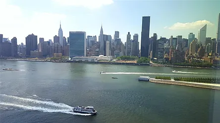 Rented by Space Marketing Shop