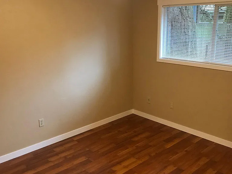 210 SE 172nd Ave #210 — Photo 9