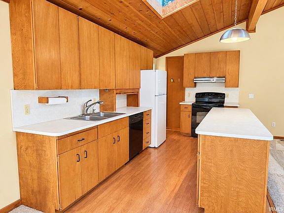 5th image of 2456 N Shady Ct