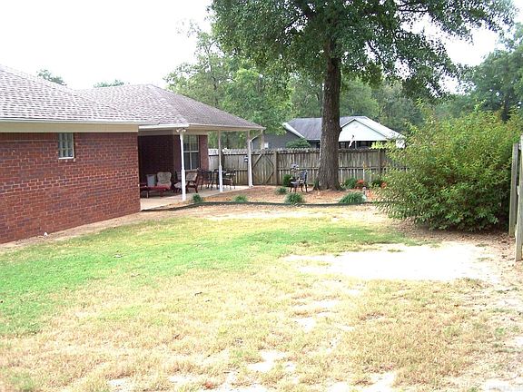 2nd image of 119 Cody Dr