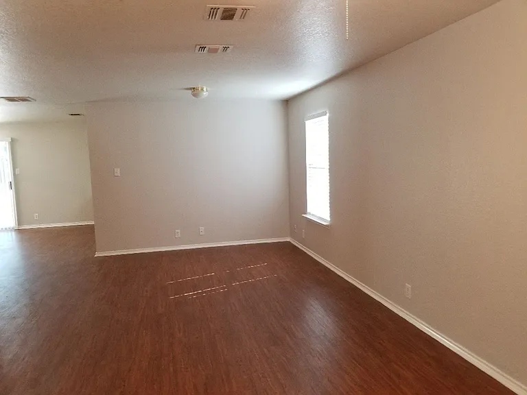 10627 Shaenpath — Photo 8