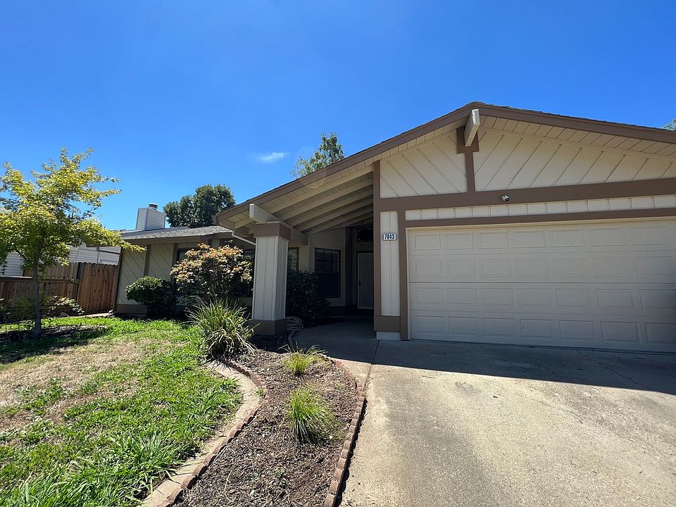 1st image of 7843 Casa Bella Way