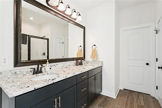 44219 Kendalwood Dr — Photo 11