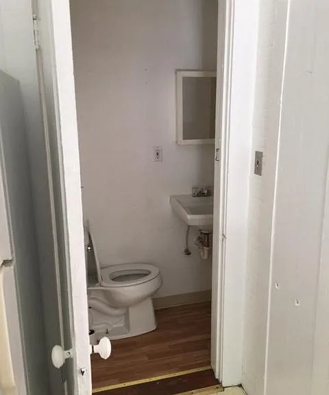 1119 Iredell St #8 — Photo 4