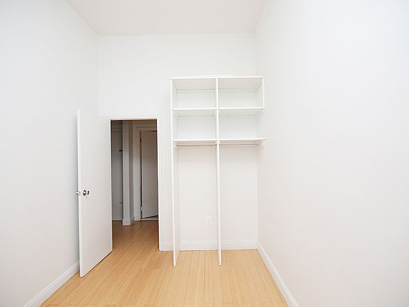 5th image of 1362 Dekalb Ave #1R