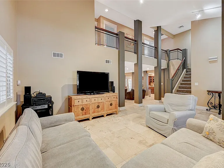 3880 Leisure Ln — Photo 4