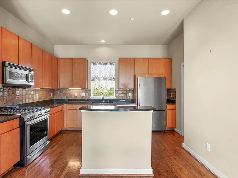 3800 Holland Ave #4 — Photo 20