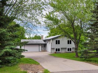 7455 Kurt St, Loretto, MN 55357