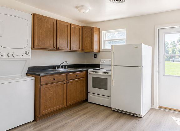 4th image of 7800 Maris Rd #7811