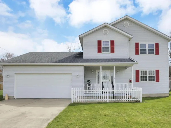 208 Christopher Ct, Hebron, OH 43025