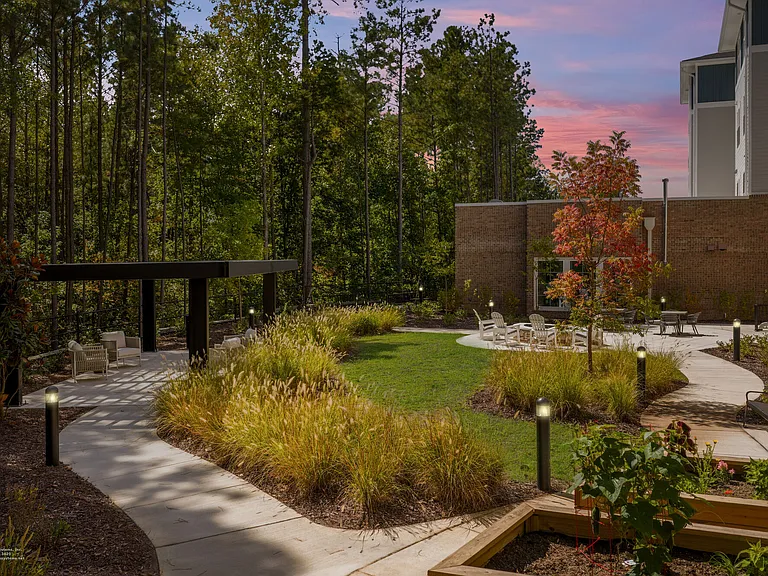 Acclaim at Cary Pointe — Photo 8