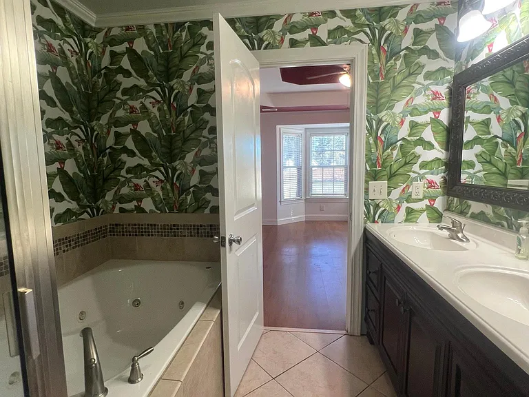 3801 N Hills Dr — Photo 25