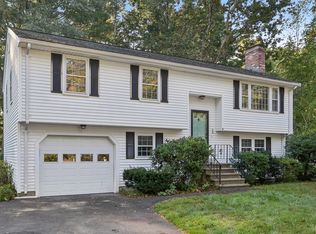 8 Glenn Dr, Maynard, MA 01754