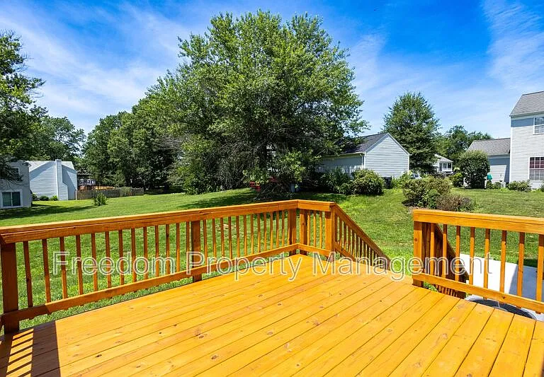 10116 Wimbledon Ct — Photo 23