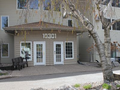 10301 Cedar Lake Rd APT 103, Minnetonka, MN, 55305