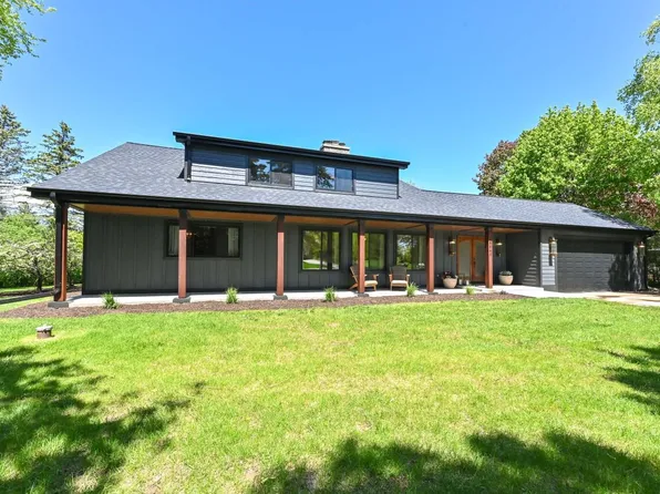 15560 Grandview DRIVE #Lower, Brookfield, WI 53005