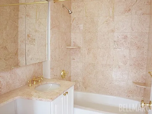 Rented by Bellmarc Realty | media 15