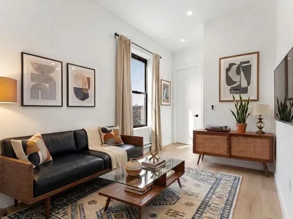 338 Wilson Avenue image 1 of 8