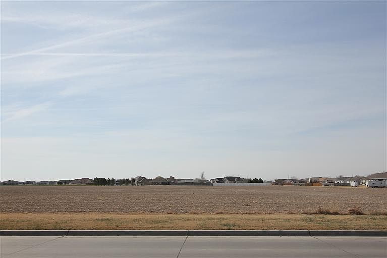 2nd image of 0 E 22nd St