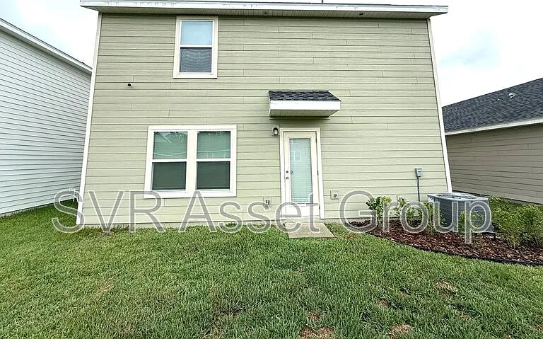 3528 Mildred Way — Photo 7