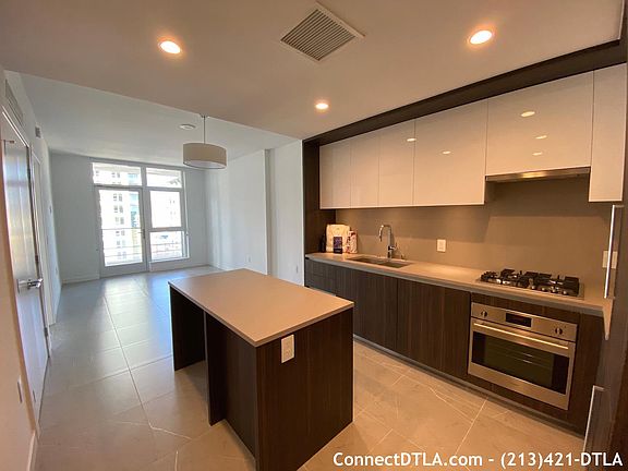 2nd image of 1212 S Flower St #1507