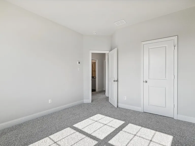 1609 Hitching Post Rd — Photo 15