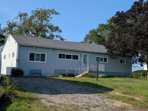 6 Friendship Dr, Salem, NJ 08079