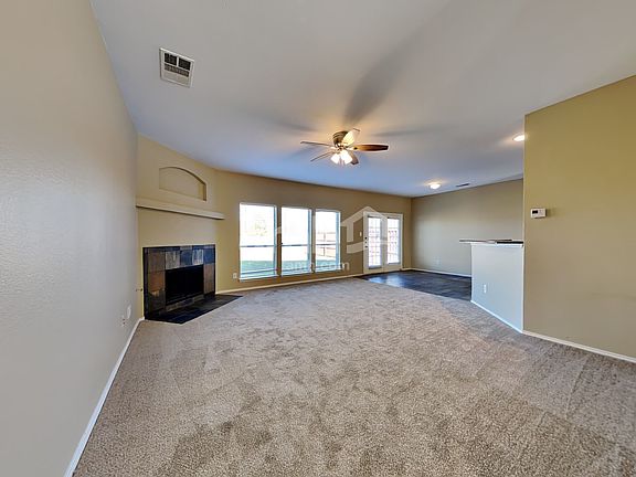 5th image of 1325 Wolf Dr