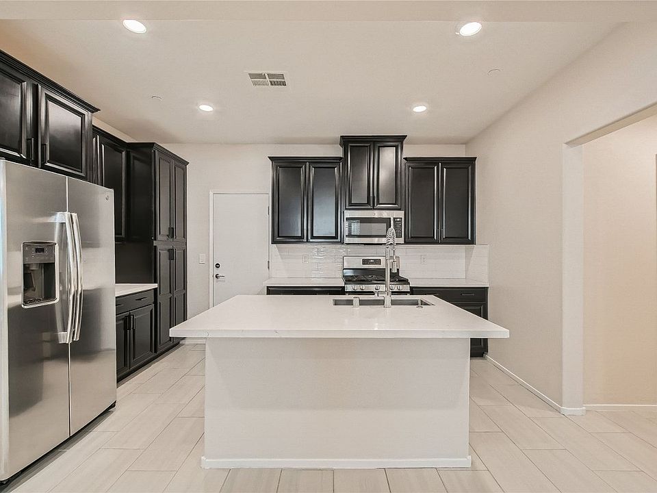 1st image of 80 Lomita Heights Dr