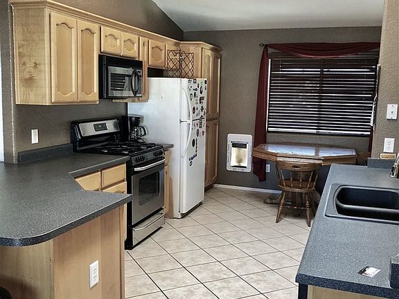 3rd image of 11421 E Del Verde Dr