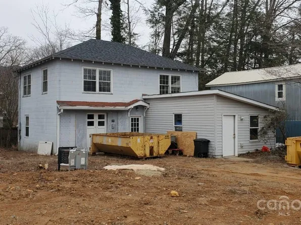 105 3rd St, Black Mountain, NC 28711