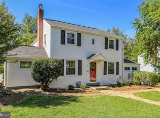 325 Branch Dr, Silver Spring, MD 20901