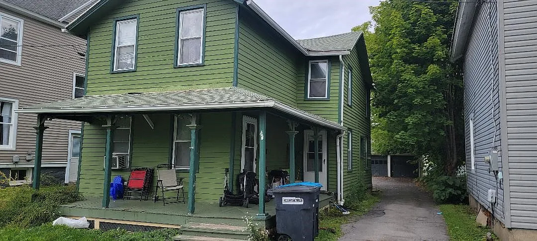 40 Cortland St photo 1