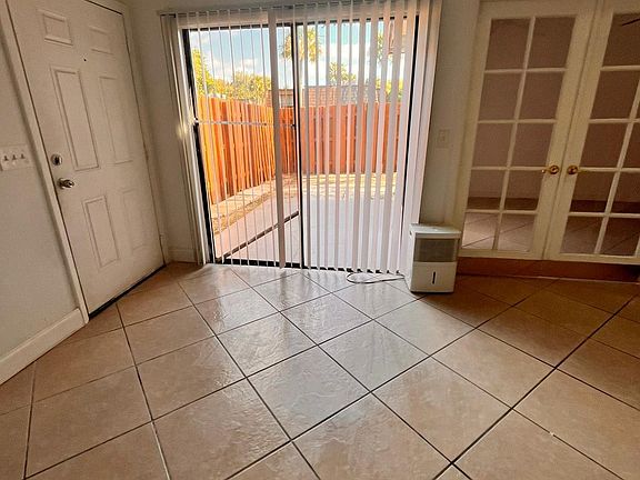 5th image of 4132 Palm Bay Circle #B