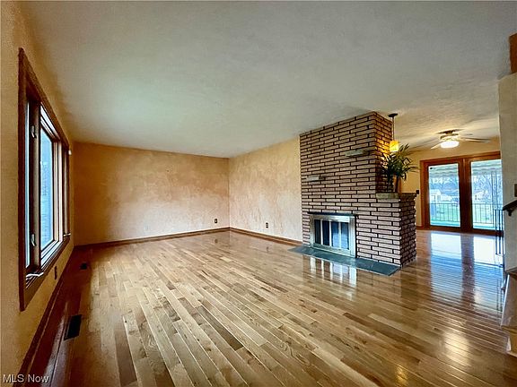 3rd image of 123 Morningside Cir