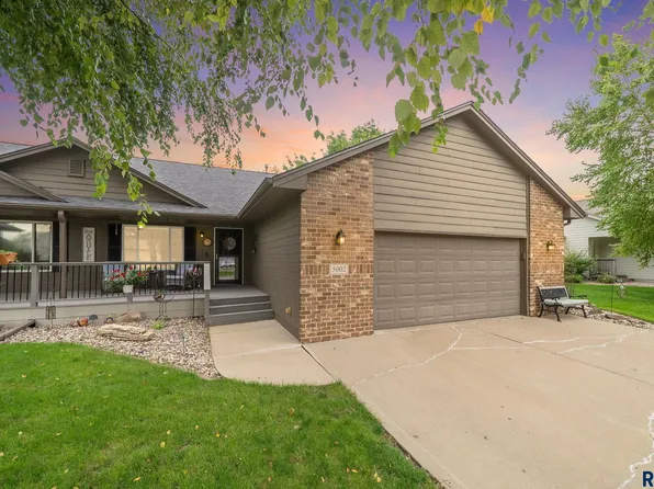 5002 S Baneberry Ave, Sioux Falls, SD 57106